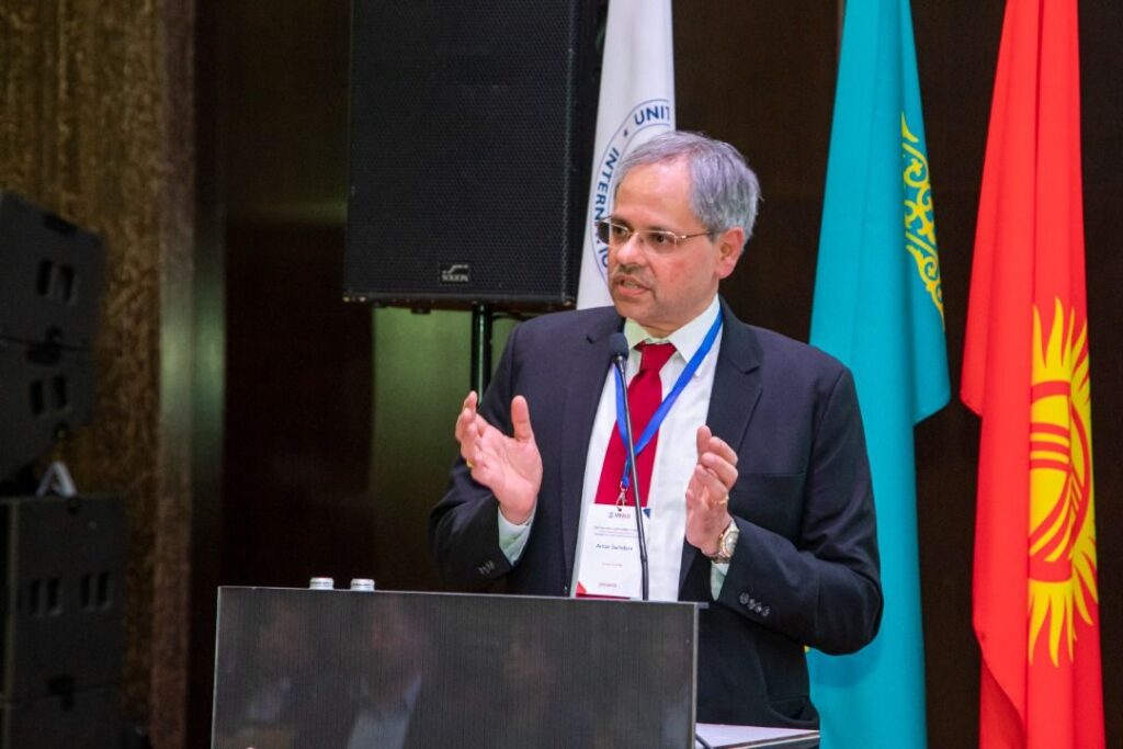 Photo of Aman speaking at Central Asia Clean Energy Forum